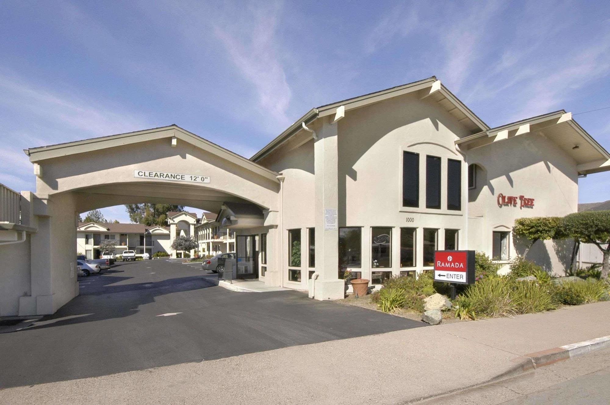 Olive Tree Inn & Suites San Luis Obispo Buitenkant foto