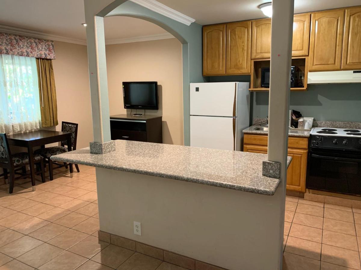 Olive Tree Inn & Suites San Luis Obispo Buitenkant foto