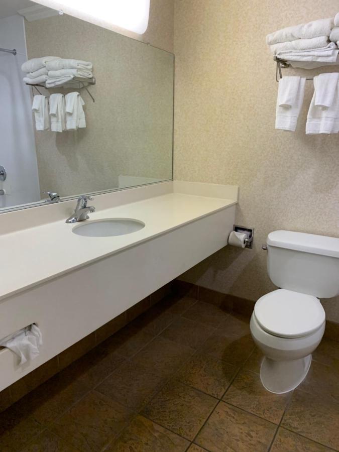 Olive Tree Inn & Suites San Luis Obispo Buitenkant foto