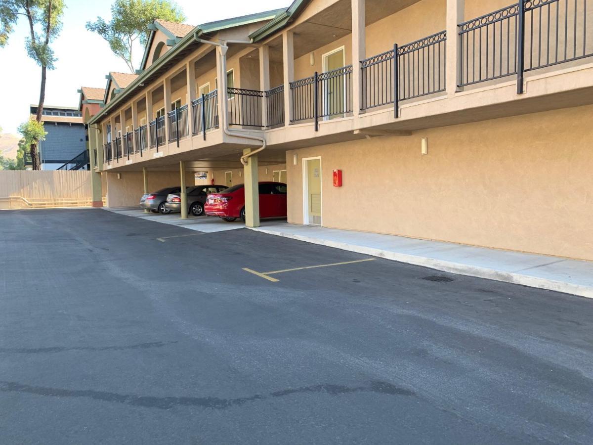 Olive Tree Inn & Suites San Luis Obispo Buitenkant foto