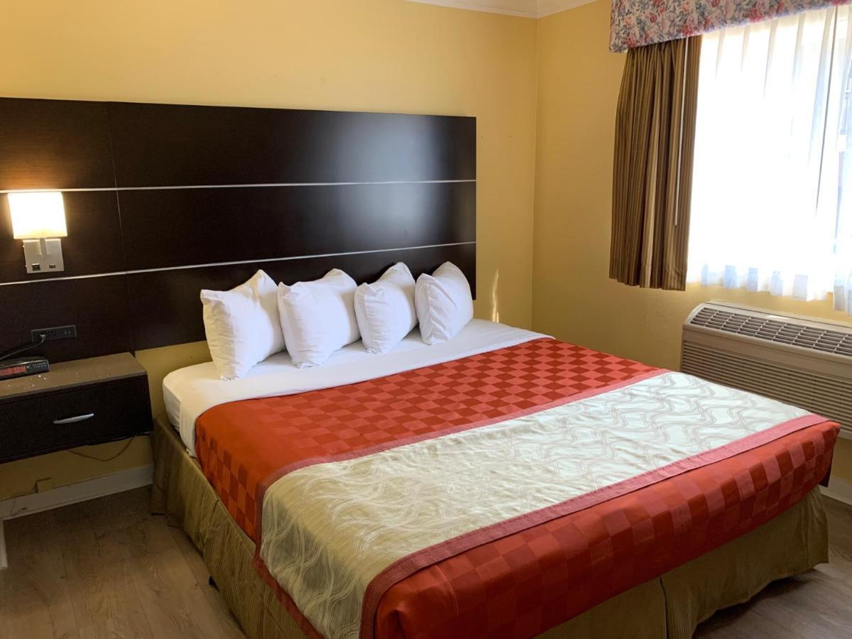 Olive Tree Inn & Suites San Luis Obispo Buitenkant foto